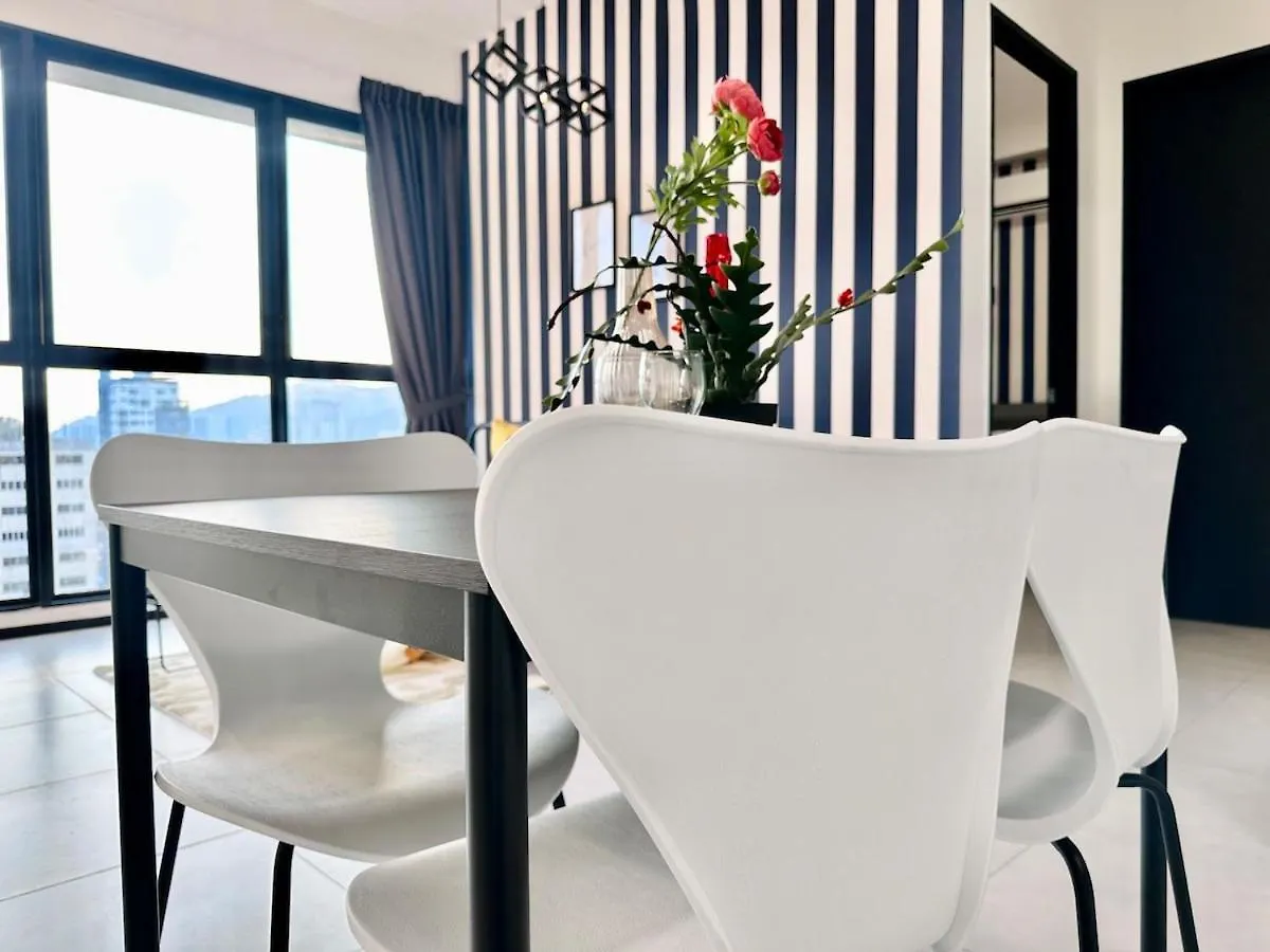 Apartment Cozy Luxury Suites Urban In Penang City View 10Pax George Town