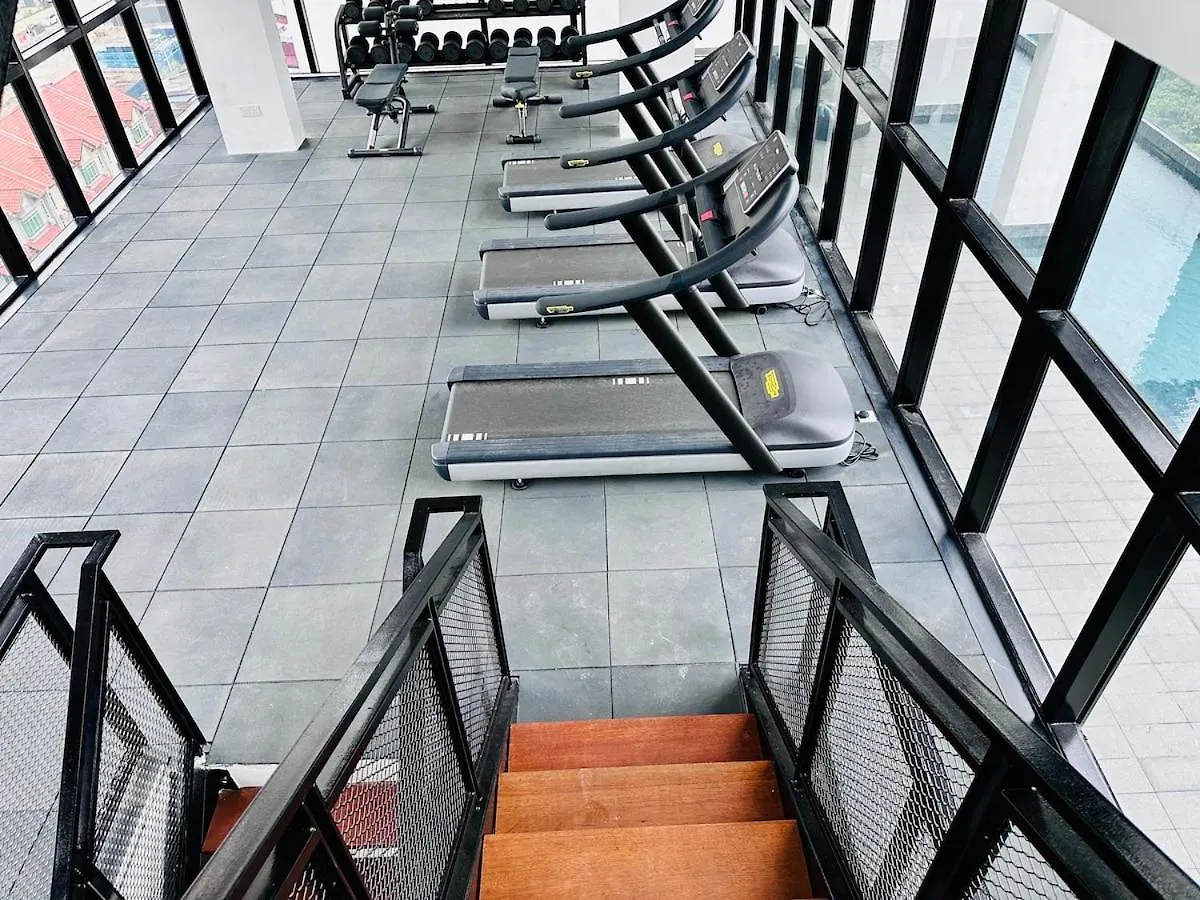 Cozy Luxury Suites Urban In Penang City View 10Pax George Town Apartment