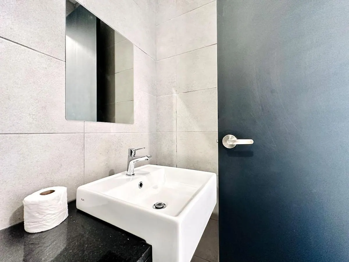 Apartment Cozy Luxury Suites Urban In Penang City View 10Pax George Town