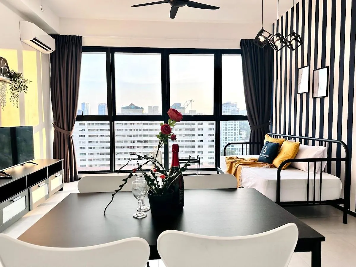 Cozy Luxury Suites Urban In Penang City View 10Pax George Town Apartment