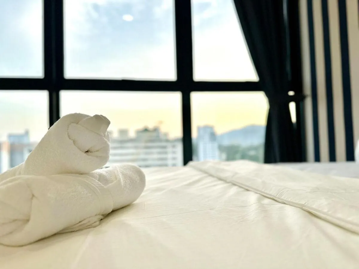 Apartment Cozy Luxury Suites Urban In Penang City View 10Pax George Town